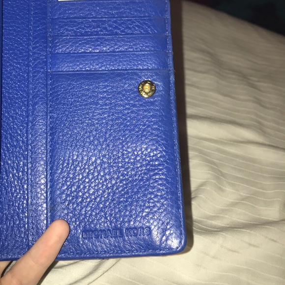 michael kors wallet - Picture 4 of 5